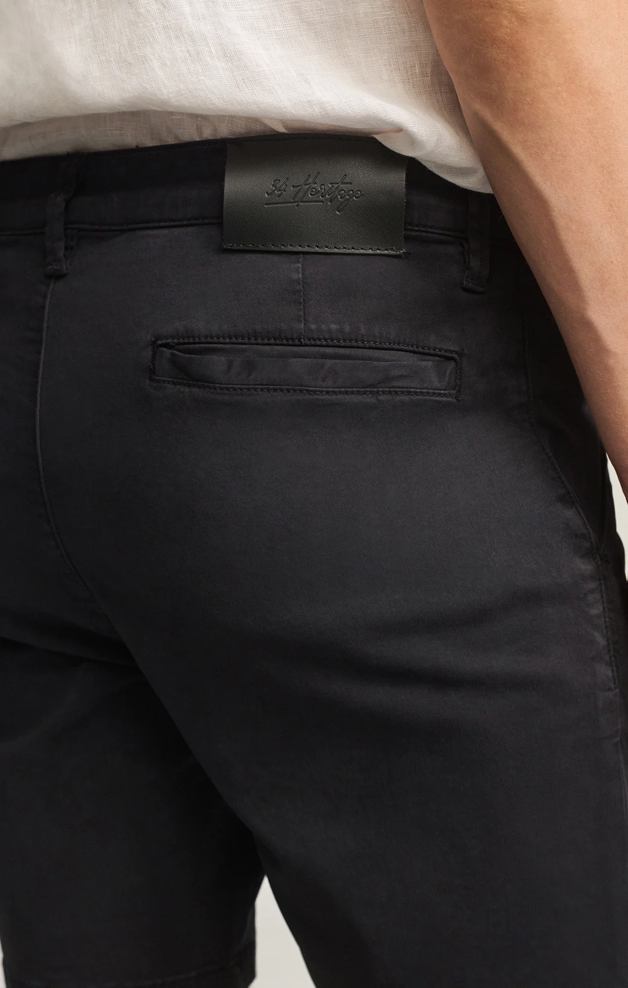 Arizona Shorts in Navy Twill - Image 5