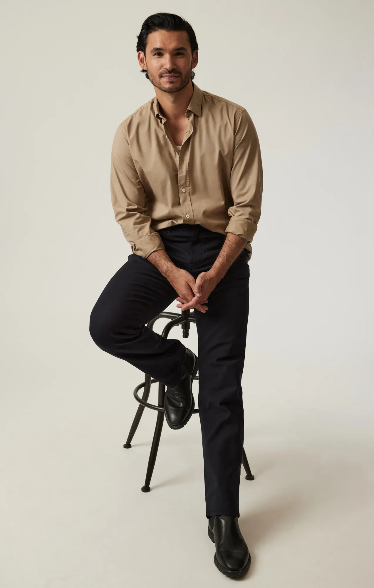 Charisma Relaxed Straight Pants in Black High Flyer - Image 6