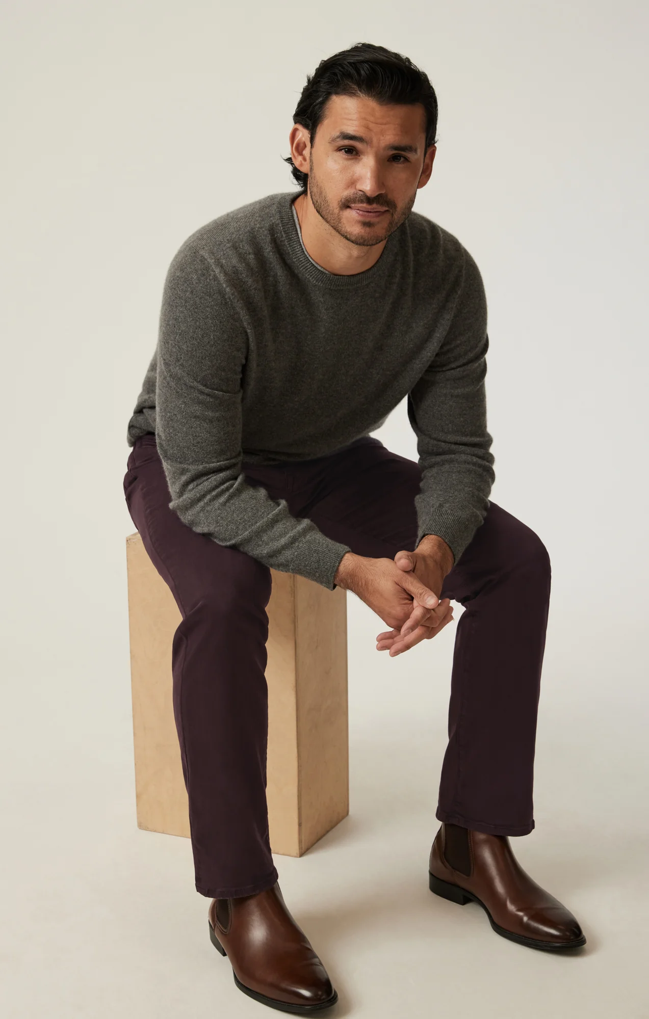 Charisma Relaxed Straight Pants in Burgundy Twill - Image 4