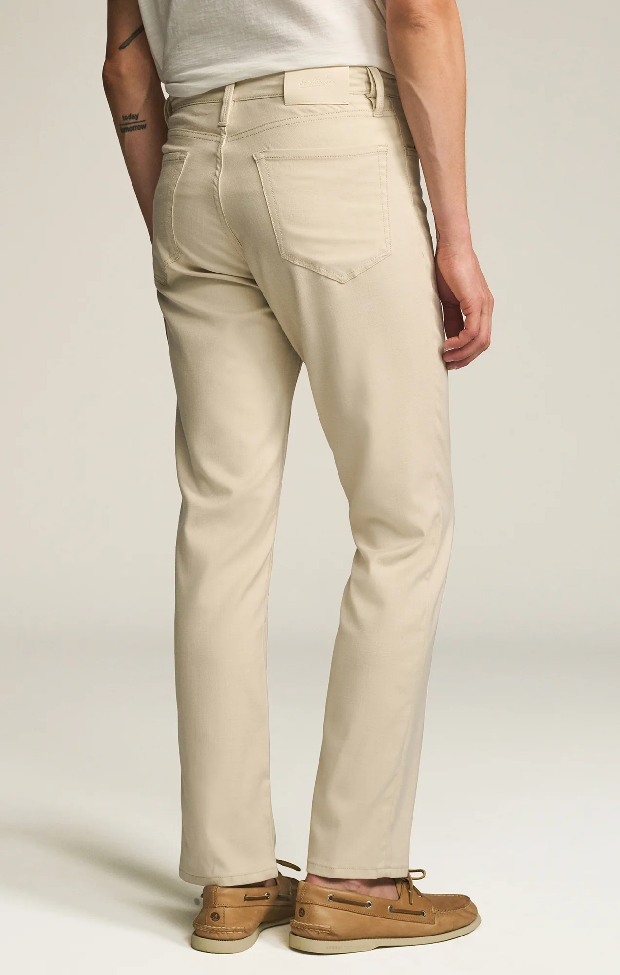 Charisma Relaxed Straight Pants in Cream Cross Twill - Image 3
