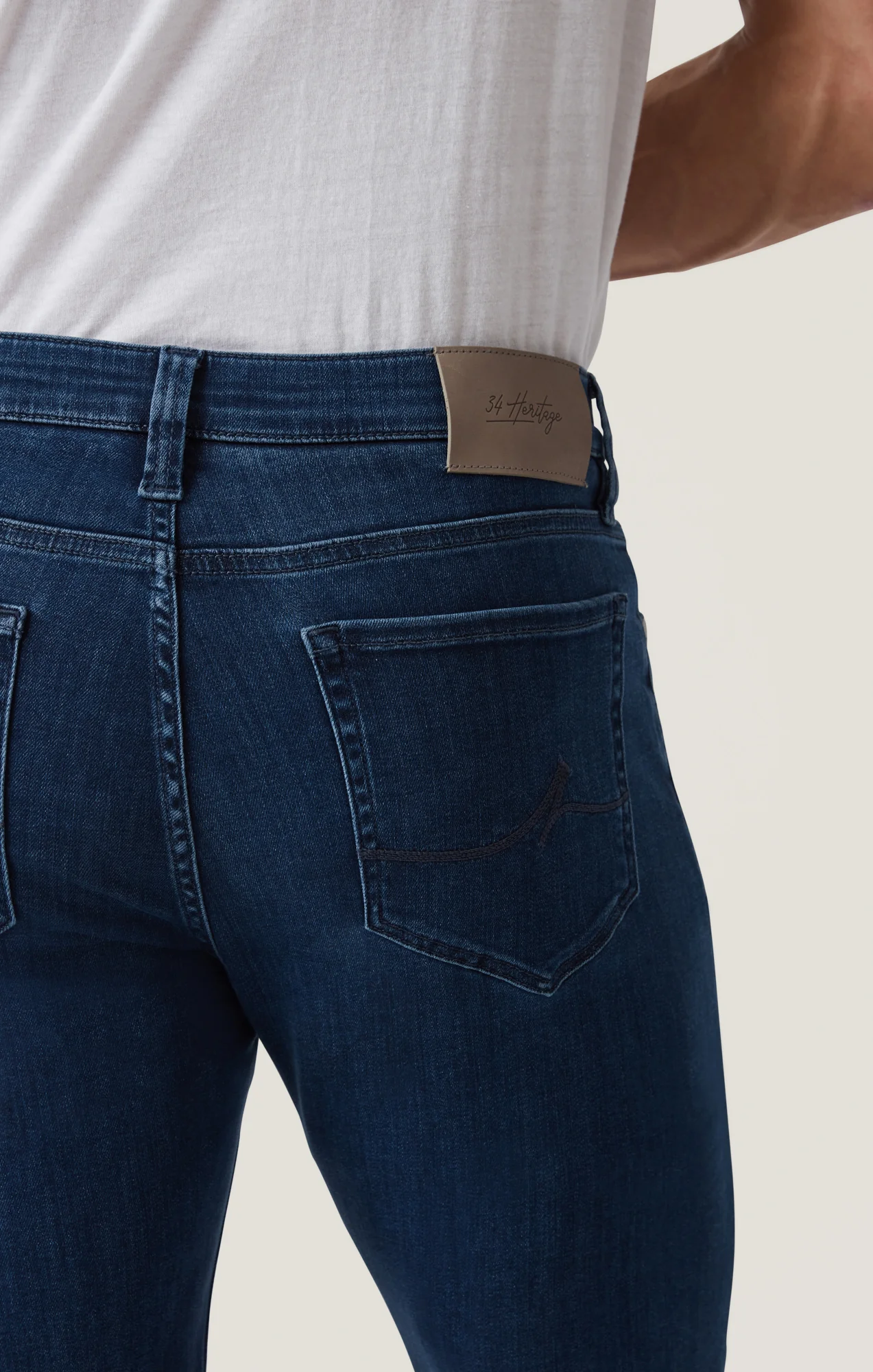 Cool Tapered Leg Jeans in Night Blue Urban - Image 5