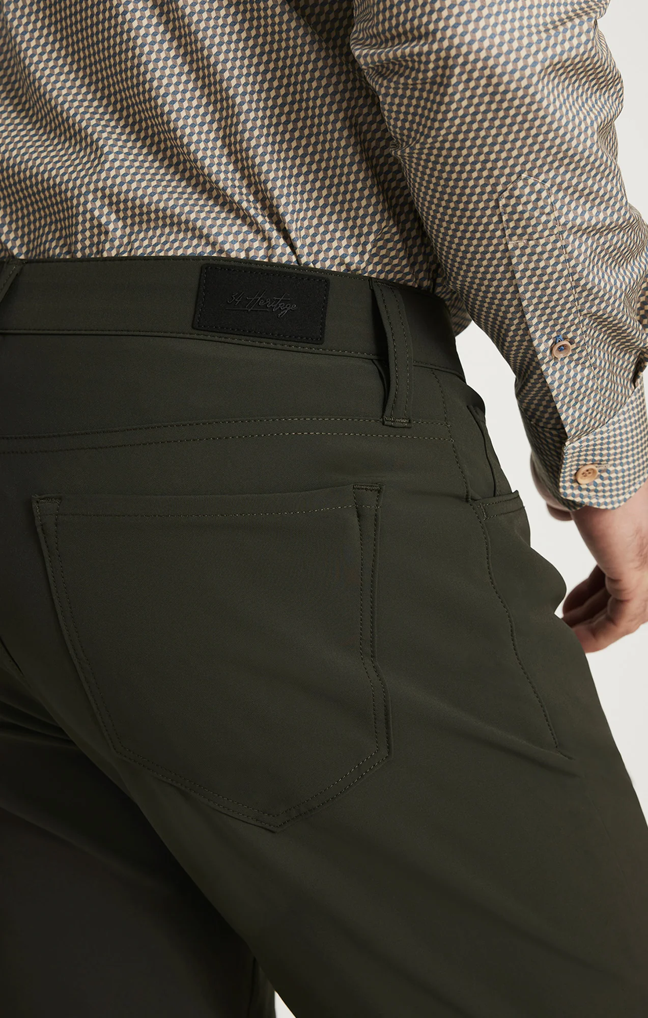 Courage Straight Commuter Pants in Peat Luxe - Image 5