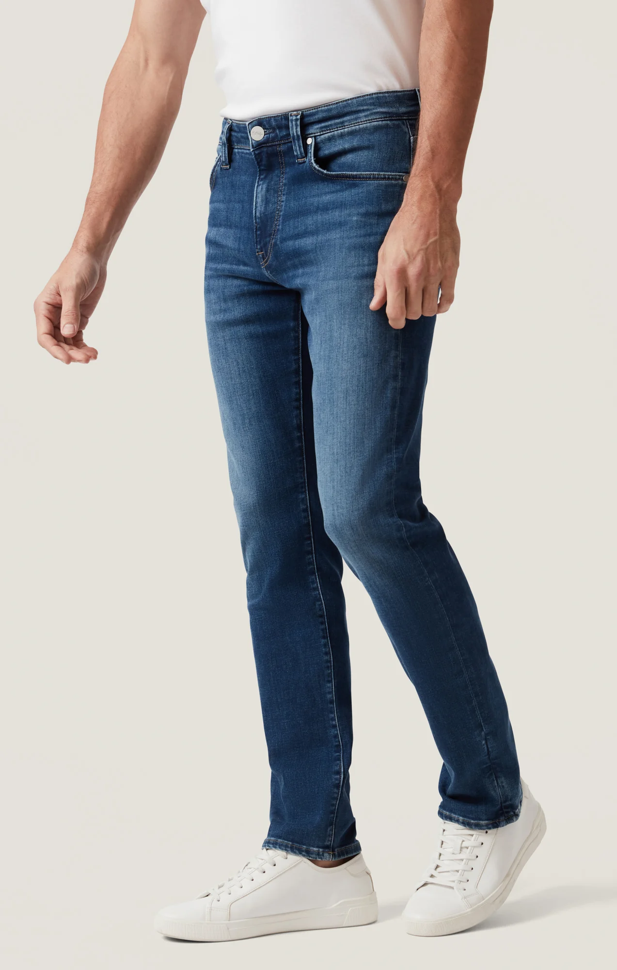 Courage Straight Leg Jeans in Dark Brushed Organic Ultra - Image 3