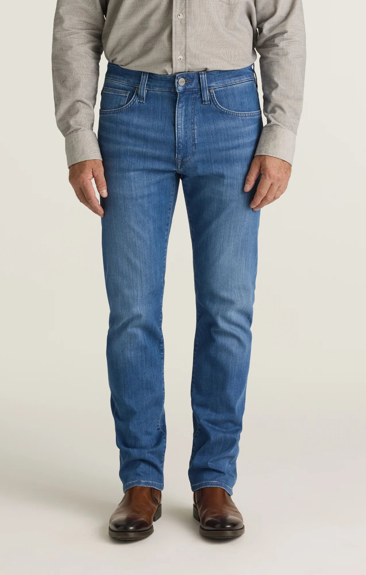 Courage Straight Leg Jeans in Light Brushed Urban - Image 2
