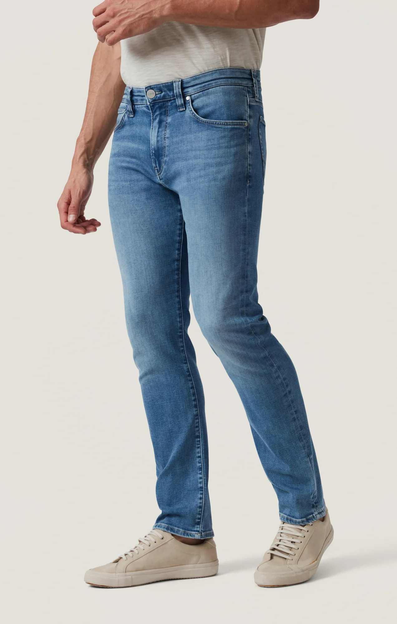 Courage Straight Leg Jeans in Mid Brushed Organic Ultra - Image 3