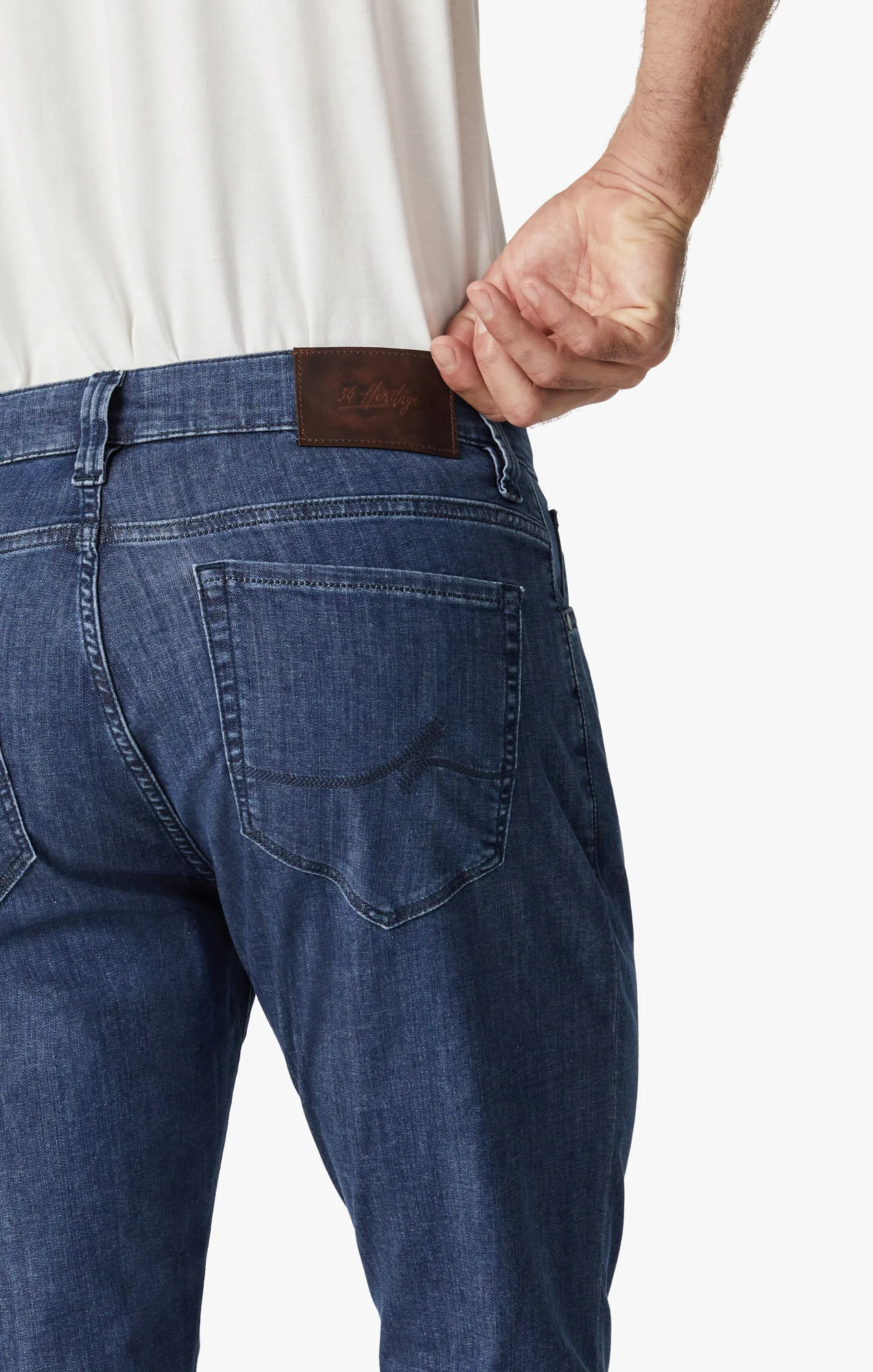Courage Straight Leg Jeans In Mid Kona - Image 5
