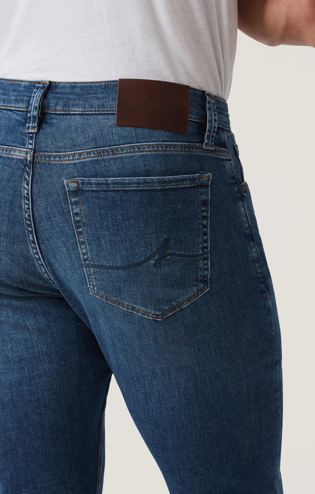 Courage Straight Leg Jeans in Mid Soft - Image 5