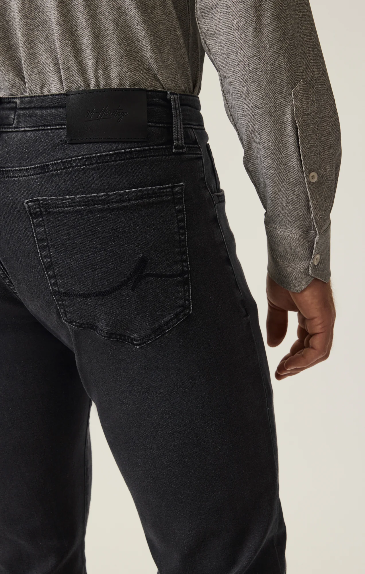 Courage Straight Leg Pants in Smoke Urban - Image 5