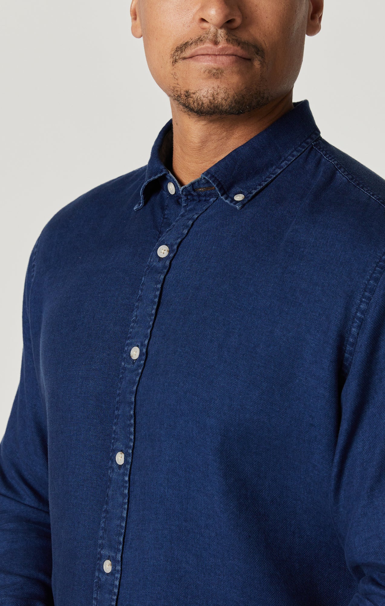 Denim Shirt In Mid Indigo - Image 5