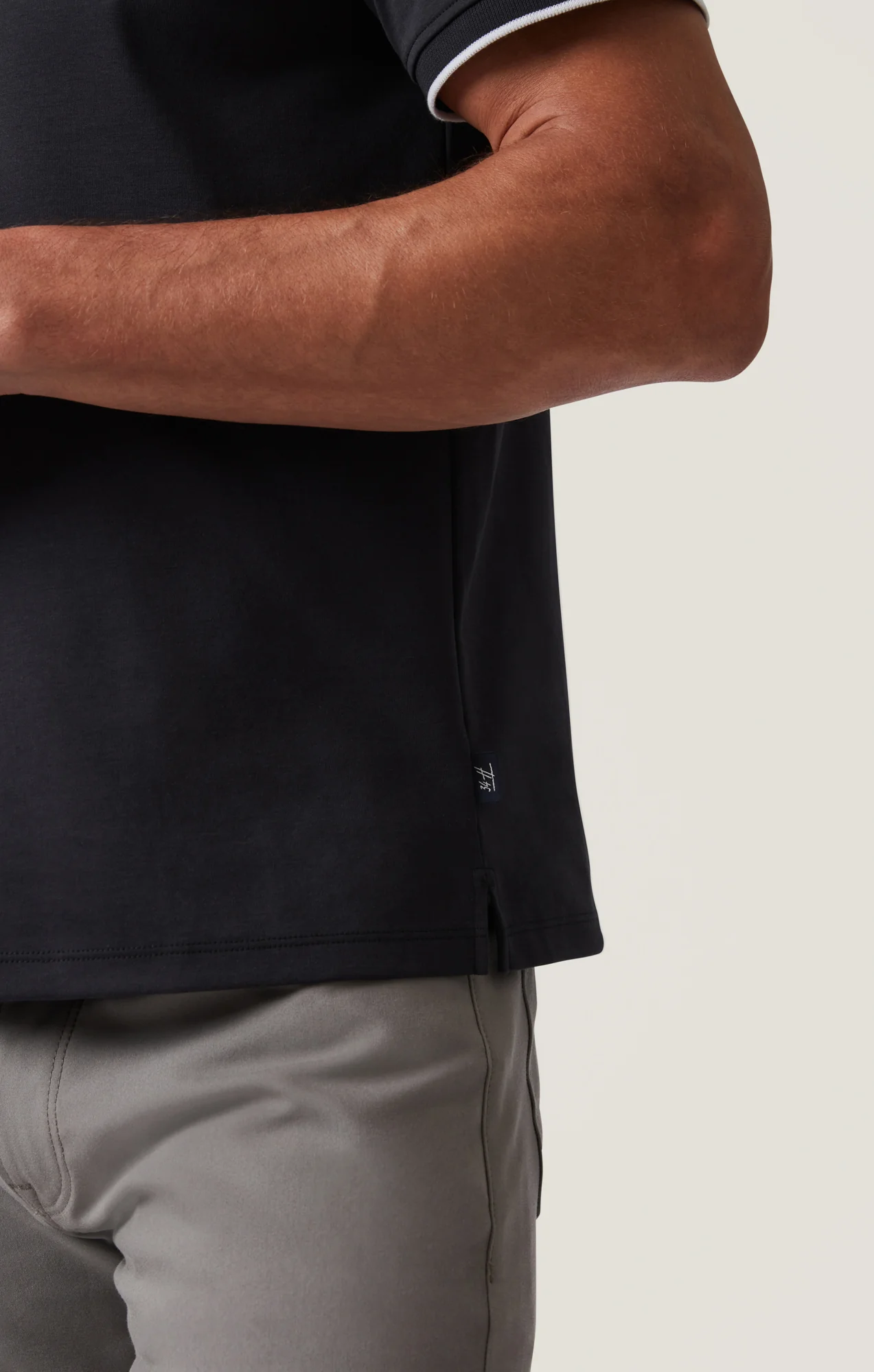 Riviera Polo Shirt in Black - Image 6