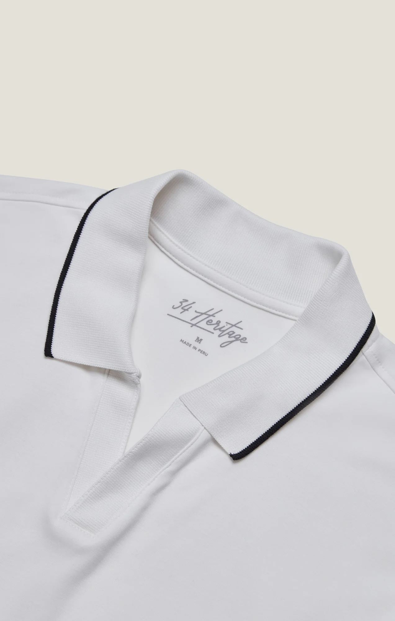 Riviera Polo Shirt in White - Image 10